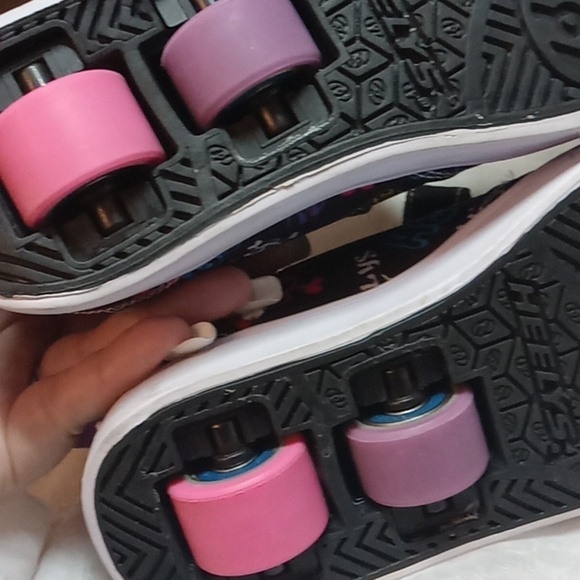 Heelys youth skate shoes size 12 - Picture 8 of 9
